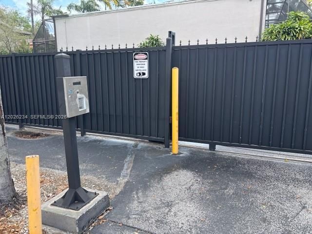 3190 Bird Ave, Unit 15, Coconut Grove, FL 33133 Photo