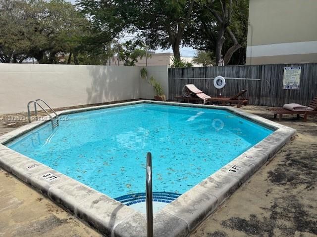 3190 Bird Ave, Unit 15, Coconut Grove, FL 33133 Photo