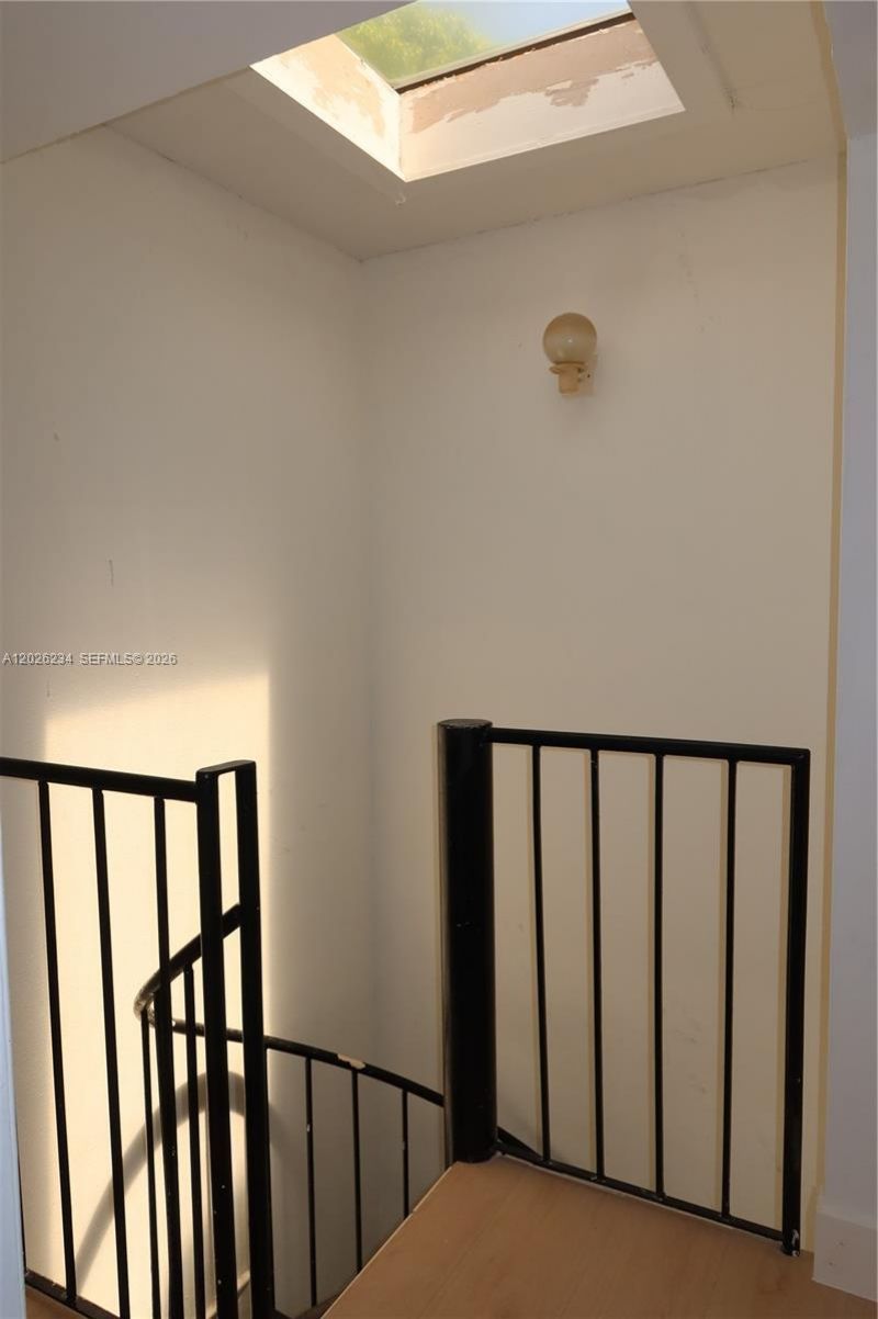 3190 Bird Ave, Unit 15, Coconut Grove, FL 33133 Photo