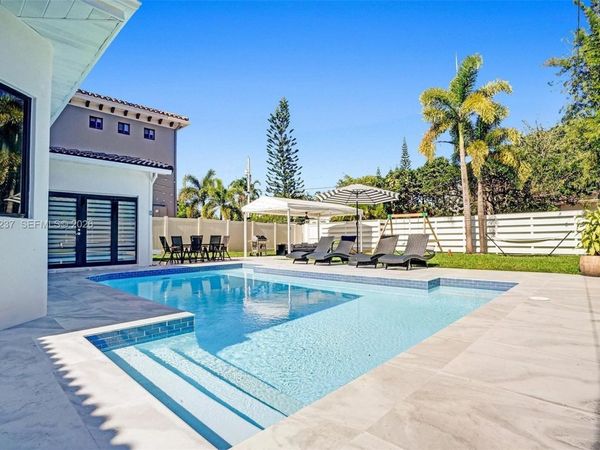 1355 Madison St , Hollywood, FL 33019