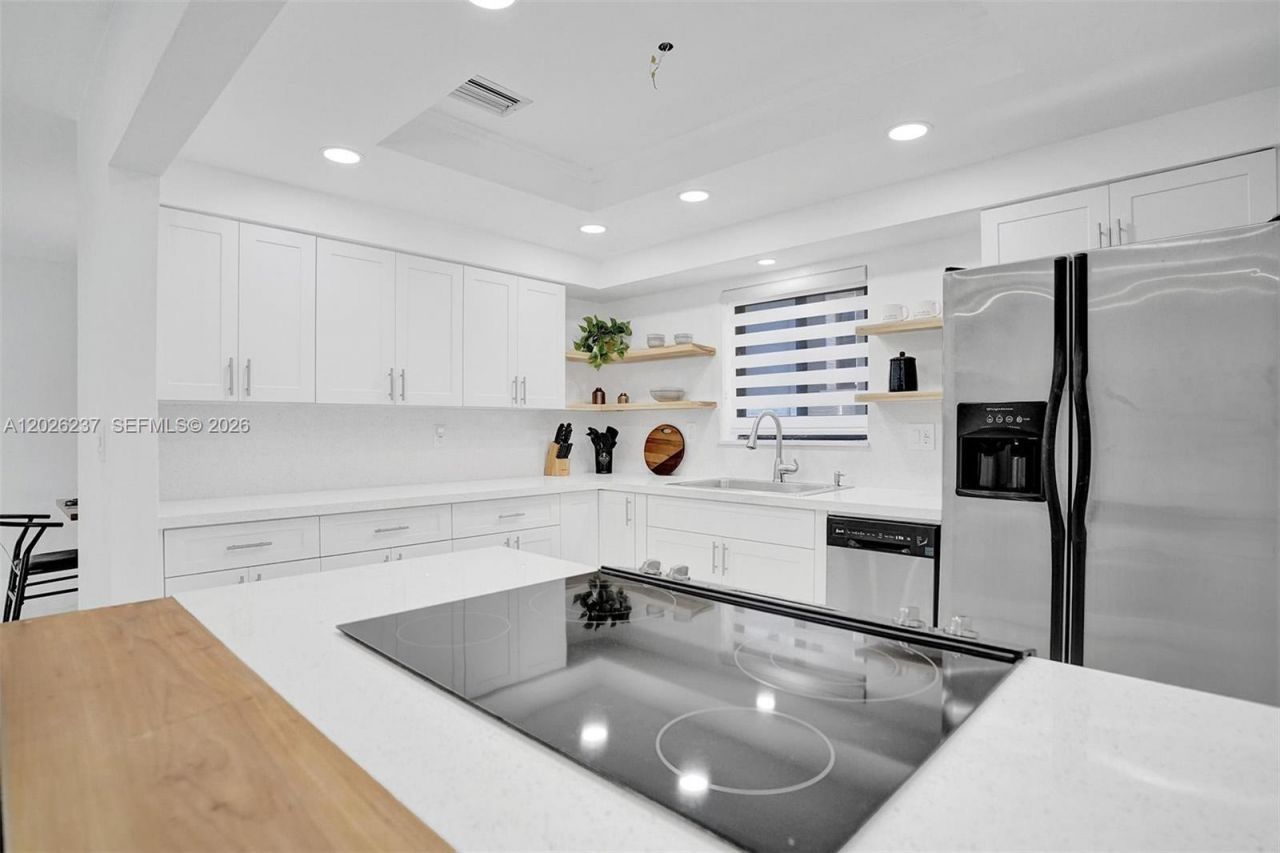 1355 Madison St , Hollywood, FL 33019 Photo