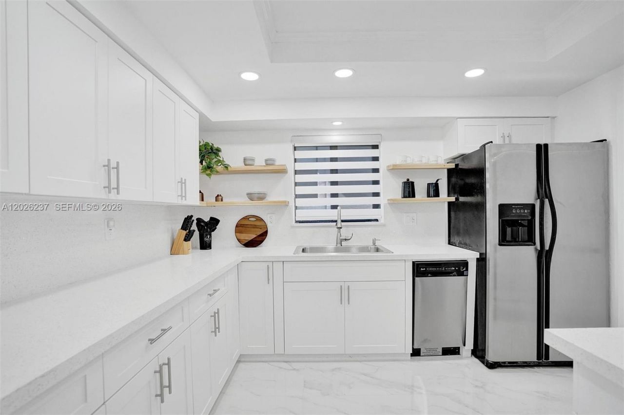 1355 Madison St , Hollywood, FL 33019 Photo