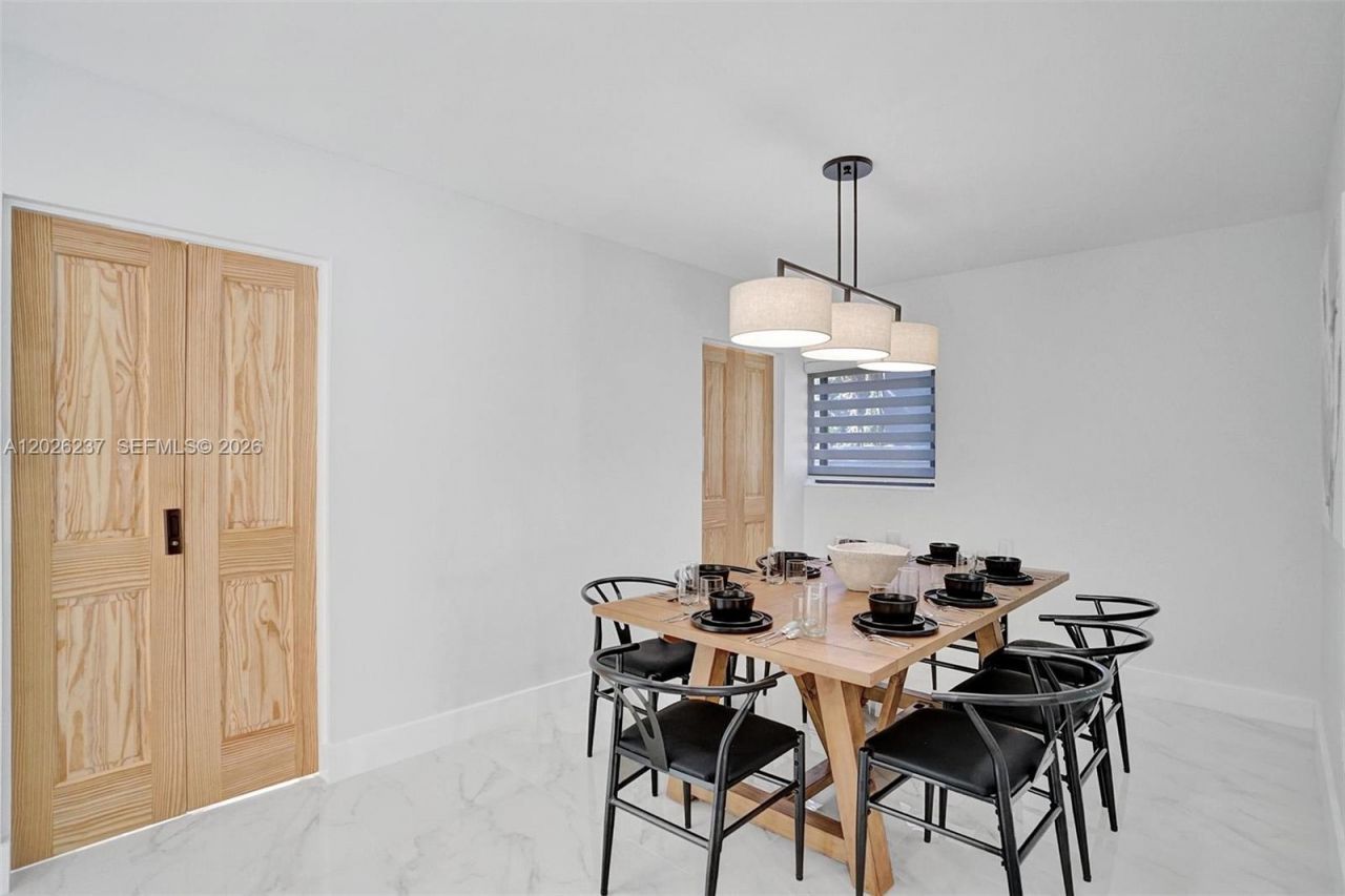 1355 Madison St , Hollywood, FL 33019 Photo