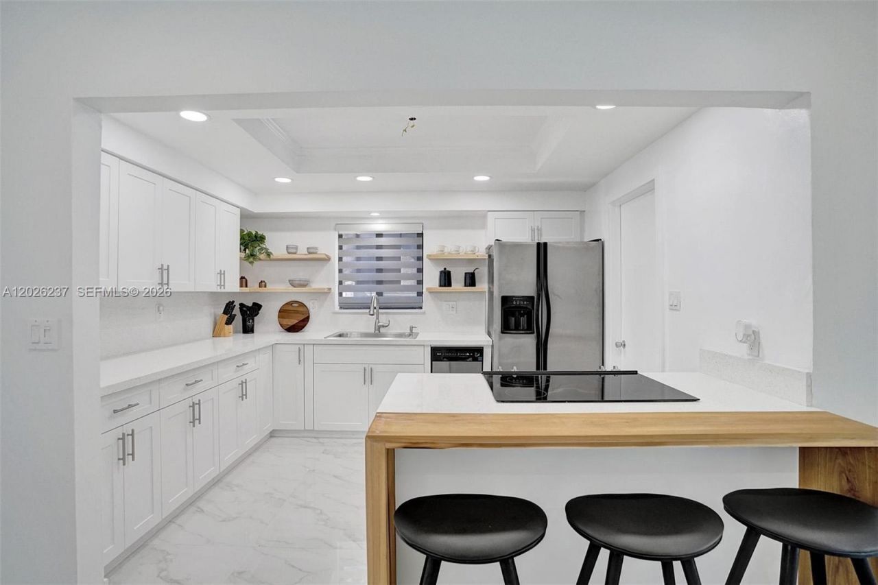 1355 Madison St , Hollywood, FL 33019 Photo