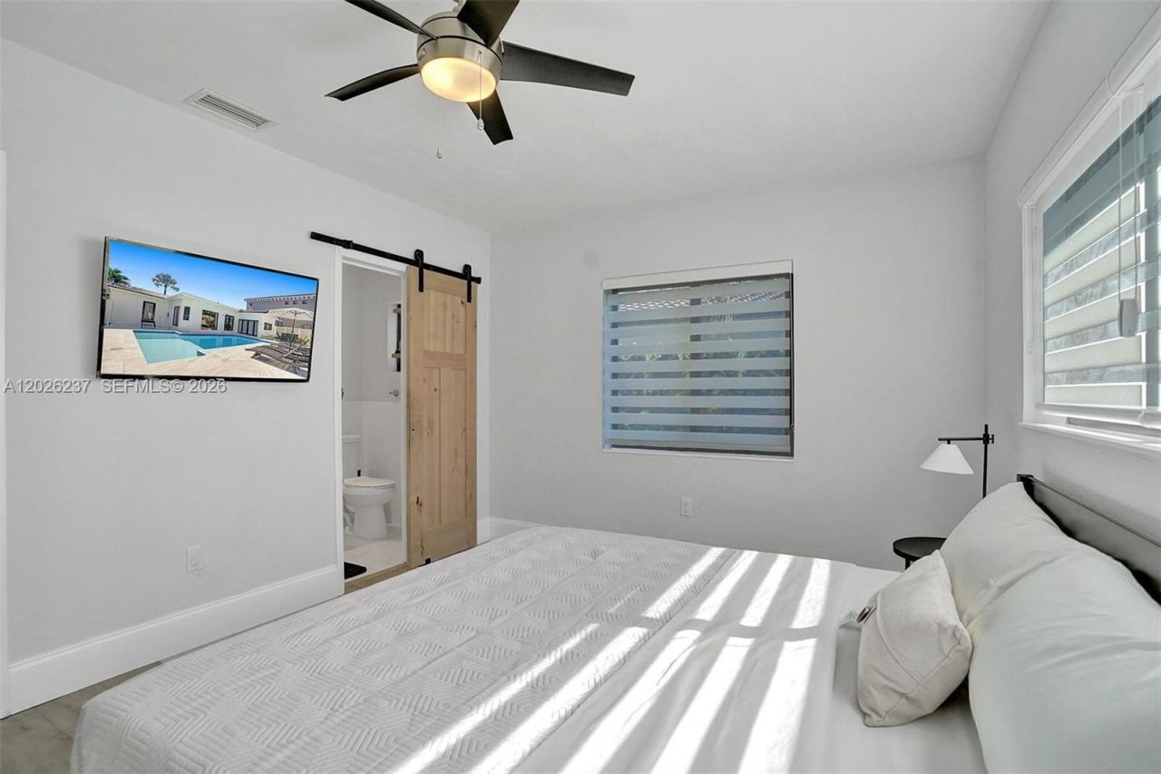1355 Madison St , Hollywood, FL 33019 Photo
