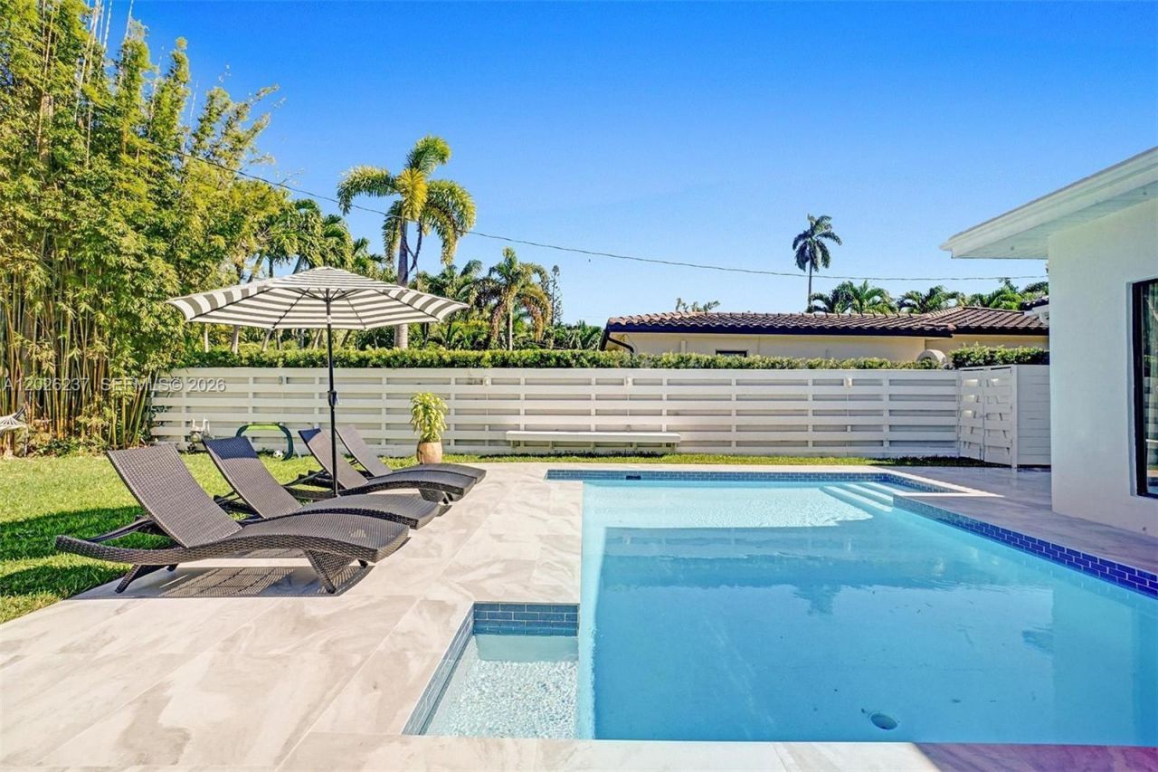 1355 Madison St , Hollywood, FL 33019 Photo