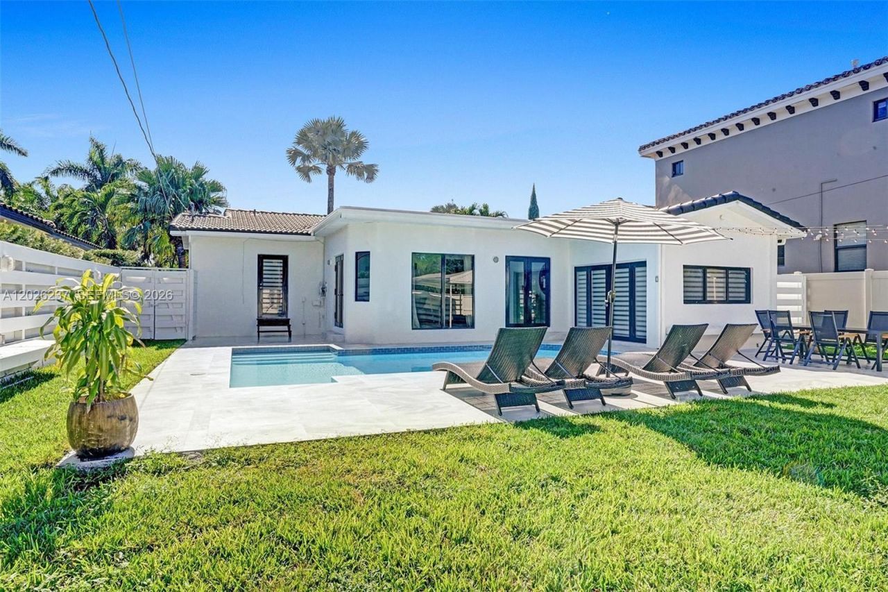 1355 Madison St , Hollywood, FL 33019 Photo