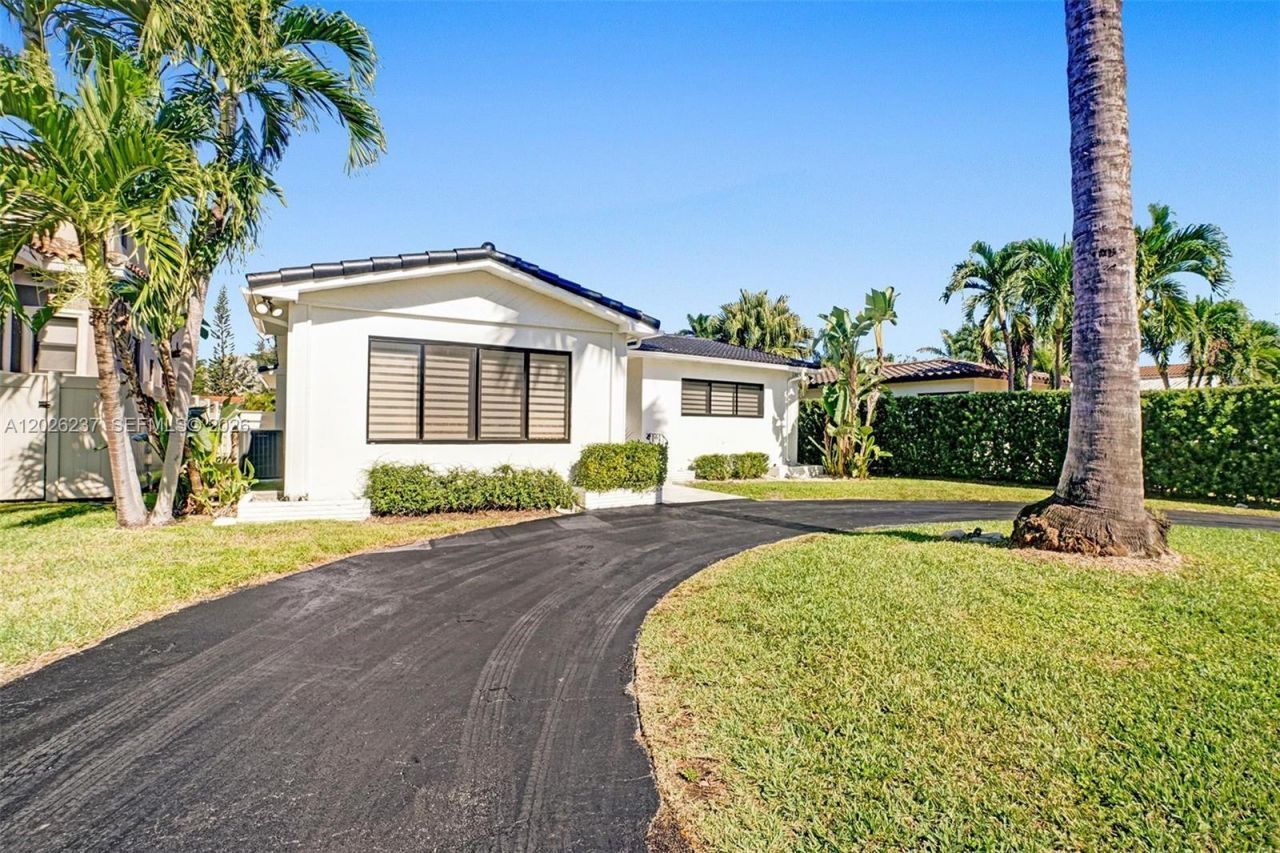 1355 Madison St , Hollywood, FL 33019 Photo