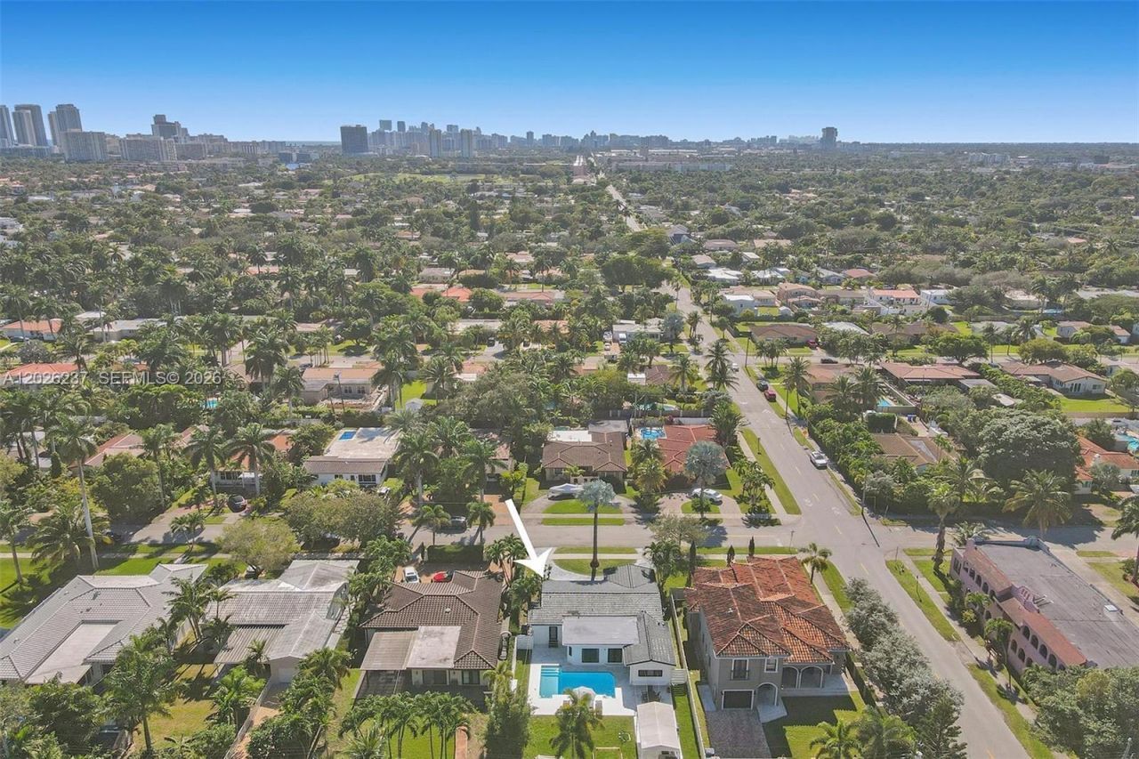 1355 Madison St , Hollywood, FL 33019 Photo