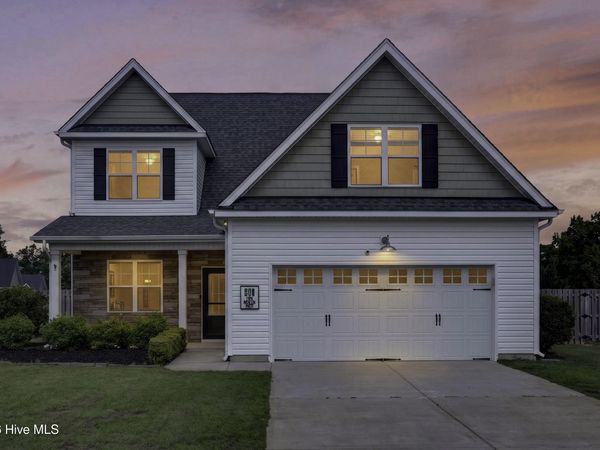 50 S Lord Wallace Court, Rocky Point, NC 28457