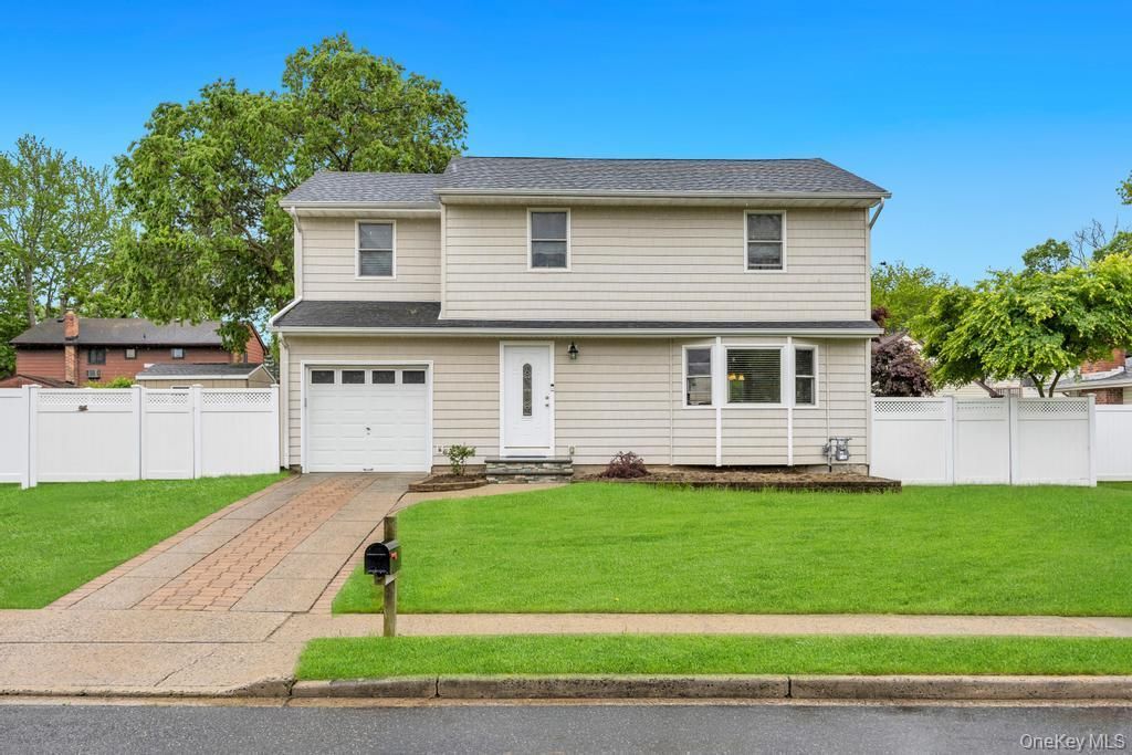 5 E Grove Street , Massapequa, NY 11758 Main Photo