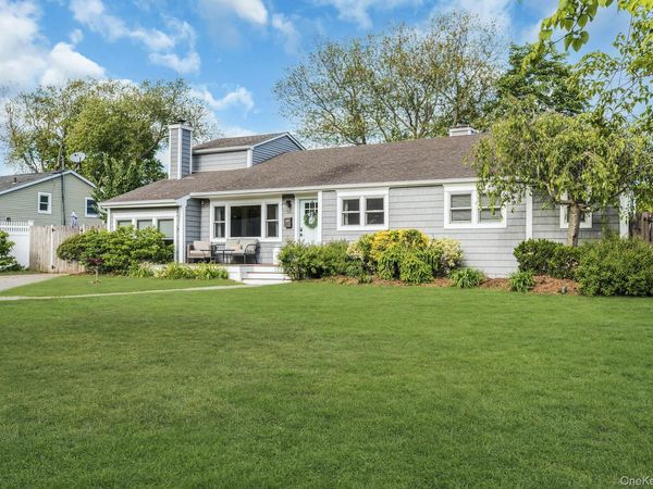121 Lowell Road , Sayville, NY 11782