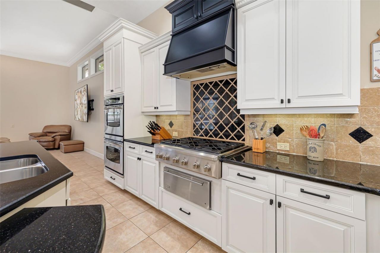 4015 Hawk Island Drive, Bradenton, FL 34208 Photo