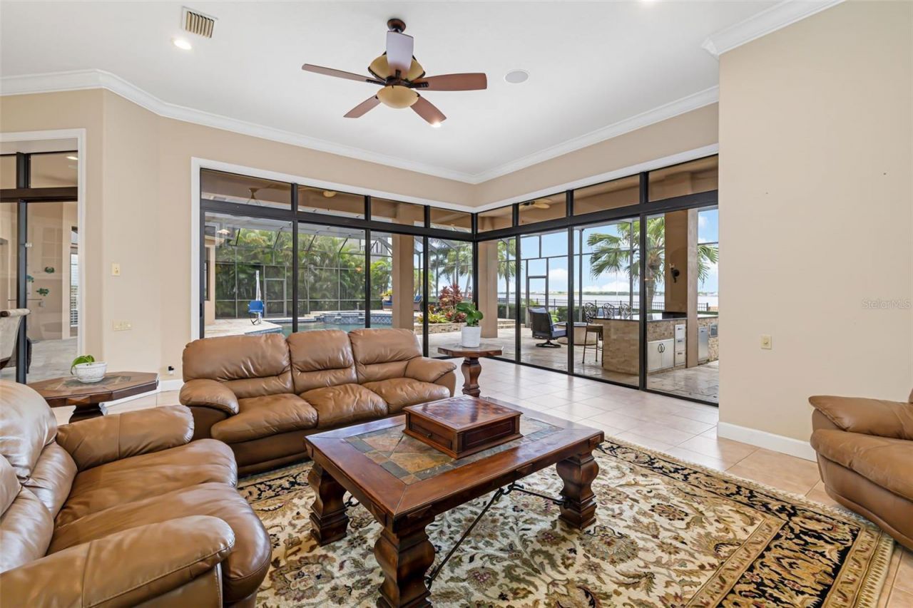 4015 Hawk Island Drive, Bradenton, FL 34208 Photo