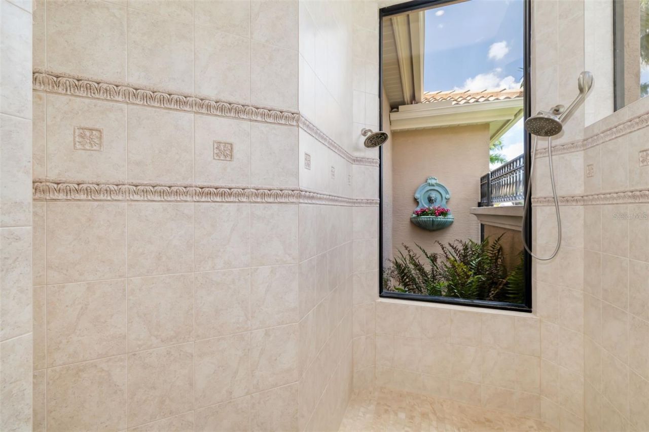 4015 Hawk Island Drive, Bradenton, FL 34208 Photo