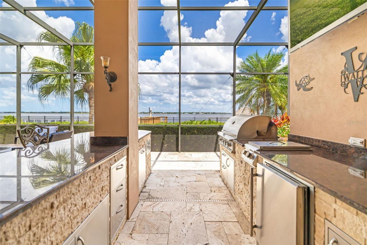 4015 Hawk Island Drive, Bradenton, FL 34208 Photo