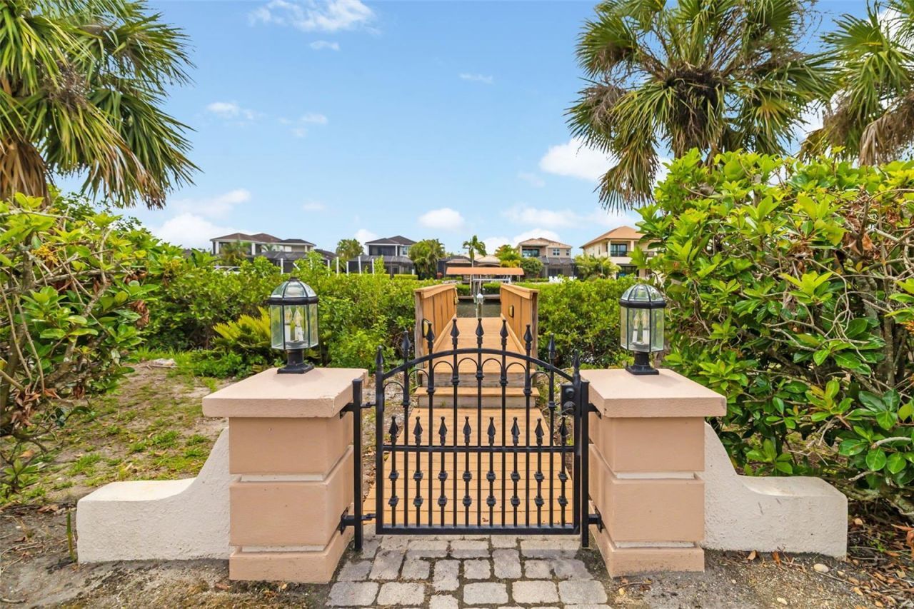 4015 Hawk Island Drive, Bradenton, FL 34208 Photo