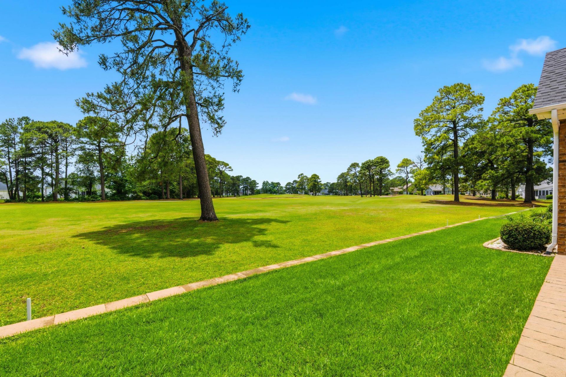 266 Wedgefield Dr.  Photo 63