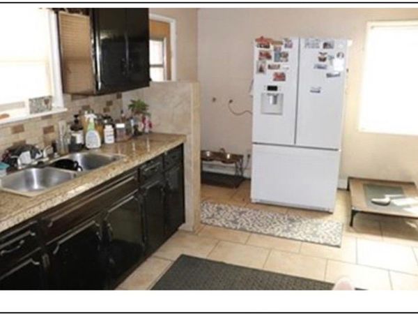 2955 N Mountain View Ave, San Bernardino, CA 92405