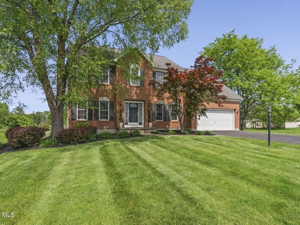 381 Doctor Shaw Road, Slingerlands, NY 12159