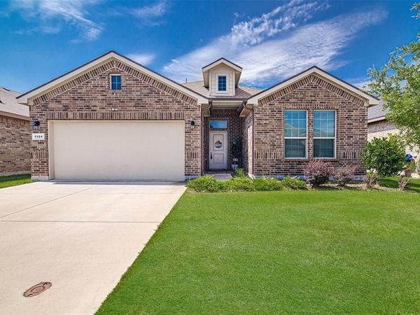 1104 Nicole Way, Fort Worth, TX 76028