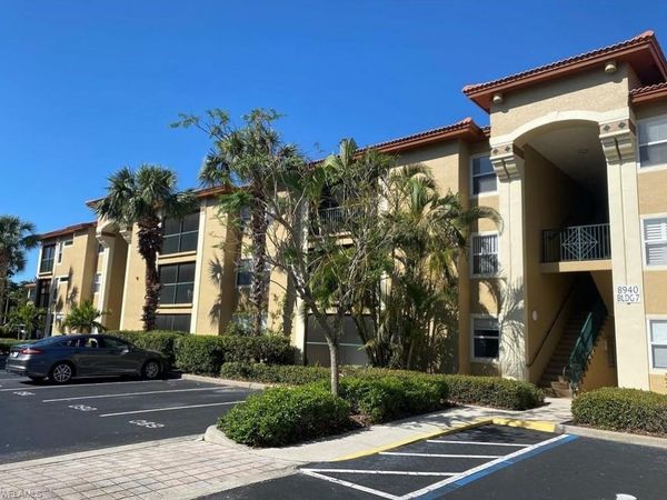 8940 Colonnades CT E, Unit 715, BONITA SPRINGS, FL 34135