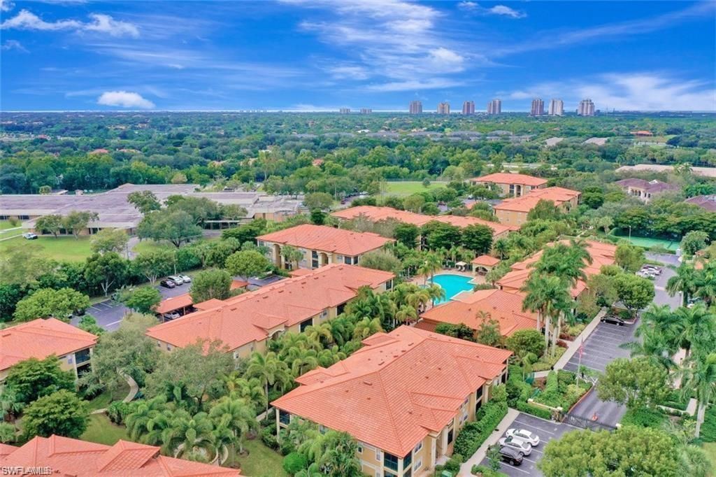 8940 Colonnades Ct E, Unit 715, Bonita Springs, FL 34135 Photo