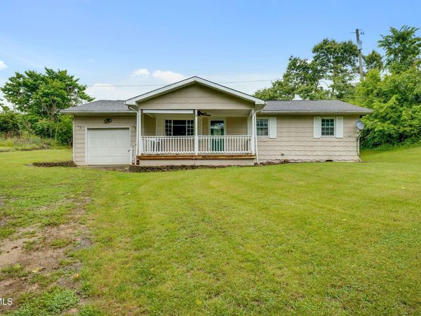 194 Circle Drive, Castlewood, VA 24224