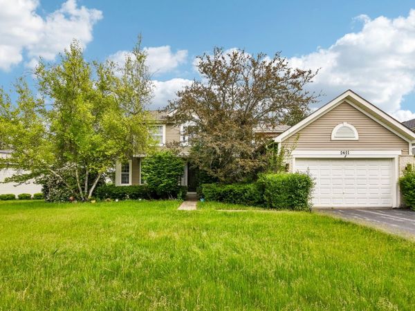 2421 Chambourd Drive , Buffalo Grove, IL 60089