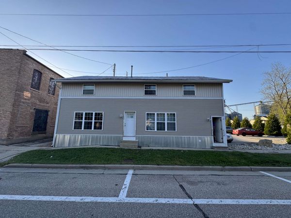 14 E Beloit Street, Darien, WI 53114