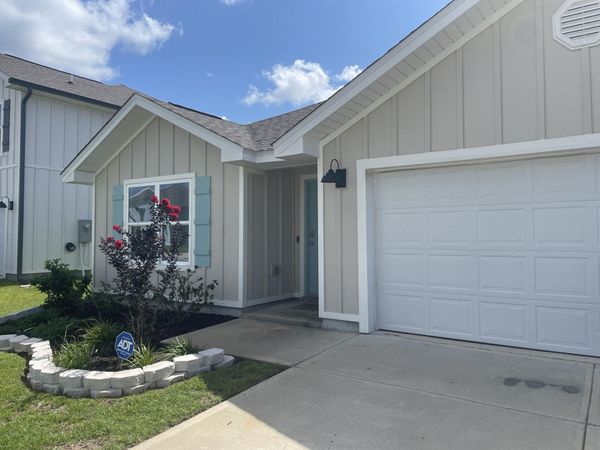 433 Scarborough Street, Crestview, FL 32539