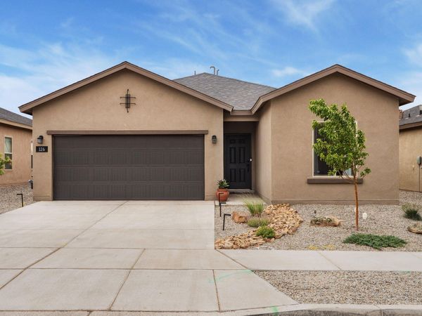 126 Spectrum Avenue SW, Rio Rancho, NM 87124