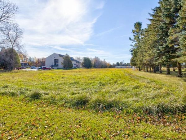 OCONTO AVENUE, Peshtigo, WI 54157