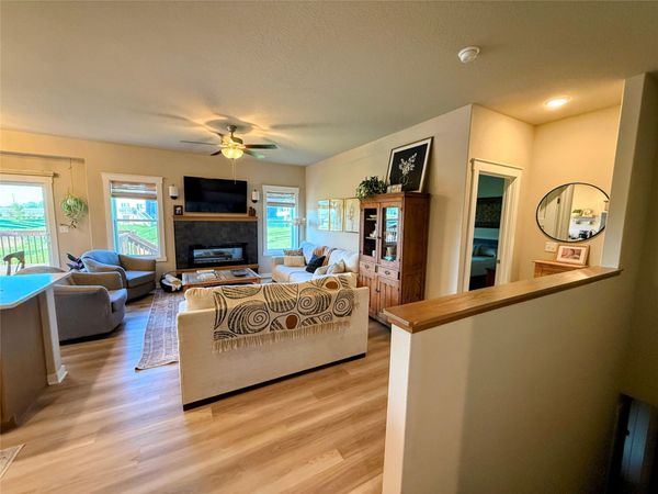 434 SE Hollow Court, West Des Moines, IA 50265