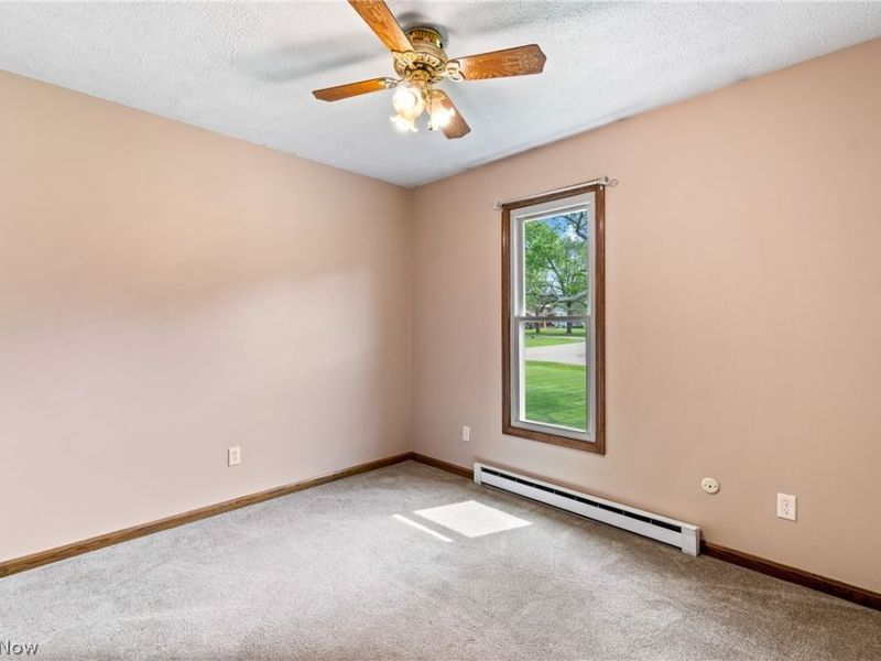 11033 Santa Fe Trail NE, Hartville, OH 44632 Photo 27