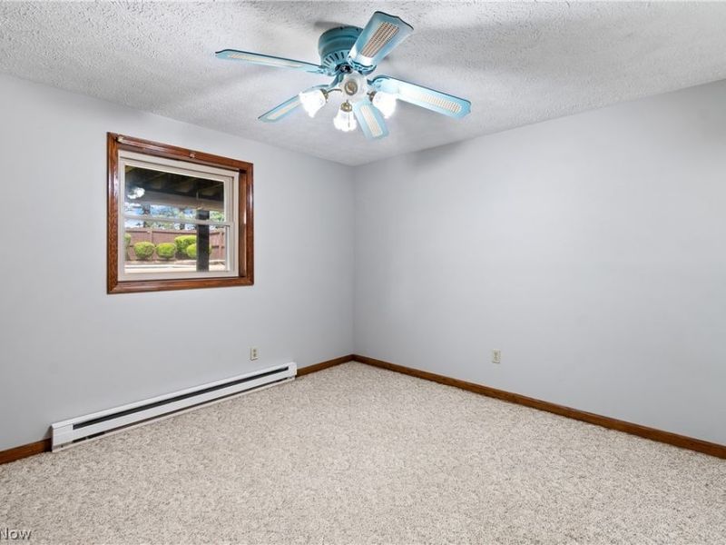 11033 Santa Fe Trail NE, Hartville, OH 44632 Photo 28