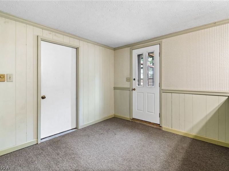 11033 Santa Fe Trail NE, Hartville, OH 44632 Photo 31