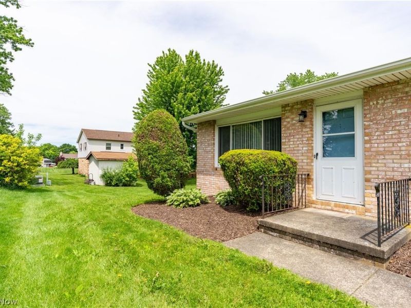 5381 Portage Street NW, North Canton, OH 44720 Photo 2