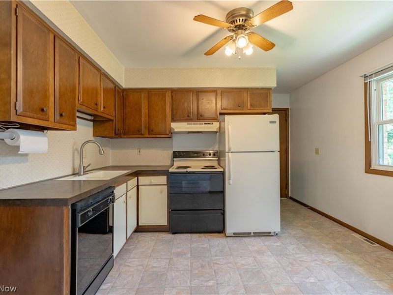 5381 Portage Street NW, North Canton, OH 44720 Photo 25