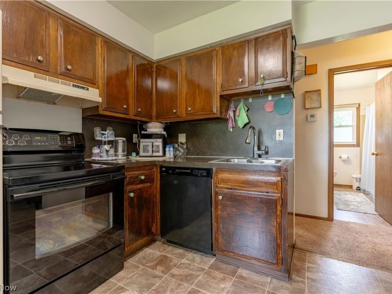5381 Portage Street NW, North Canton, OH 44720 Photo 7