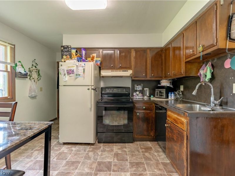 5381 Portage Street NW, North Canton, OH 44720 Photo 9