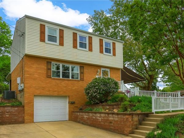 3970 Deervue Dr, Baldwin, PA 15227