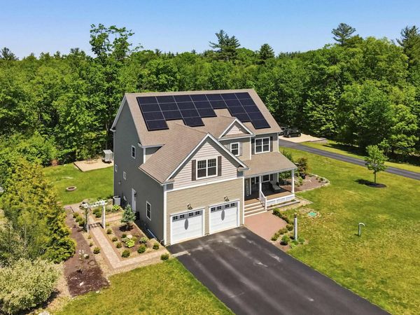 29 Aspen Drive, Pelham, NH 03076