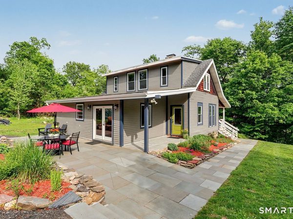 110 Newton, Woodbridge, CT 06525