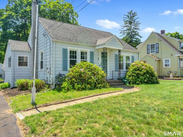 8 Bailey, Wallingford, CT 06492