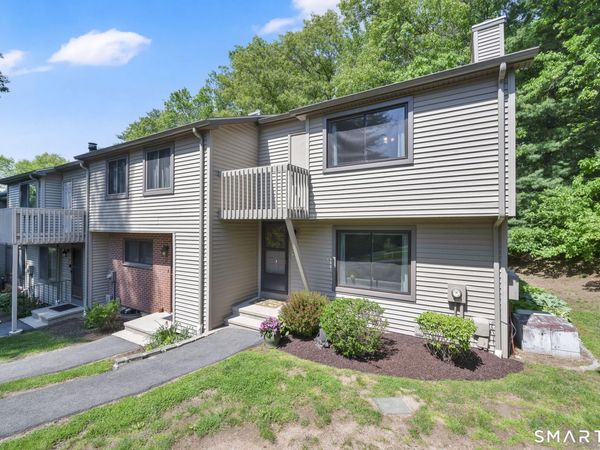 23 Conestoga, Unit 23, Glastonbury, CT 06033