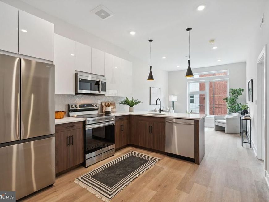 720 W Thompson Street, Unit 411, Philadelphia, PA 19122 Main Photo