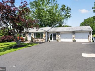 21 E TOWNSHIP LINE ROAD, SOUDERTON, PA 18964