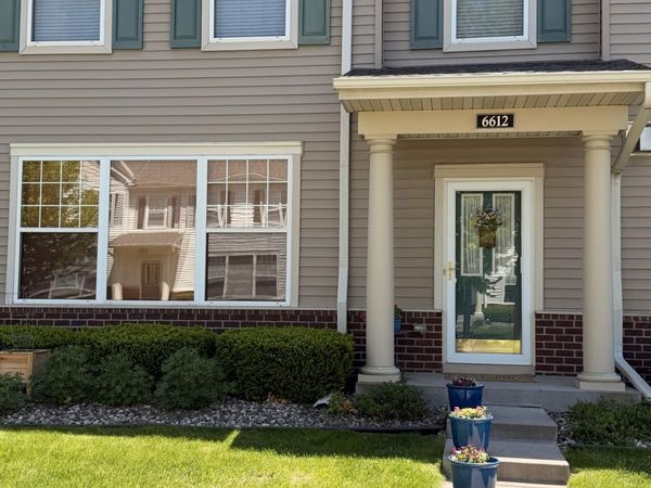 6612 Lamplight Drive, Albertville, MN 55301
