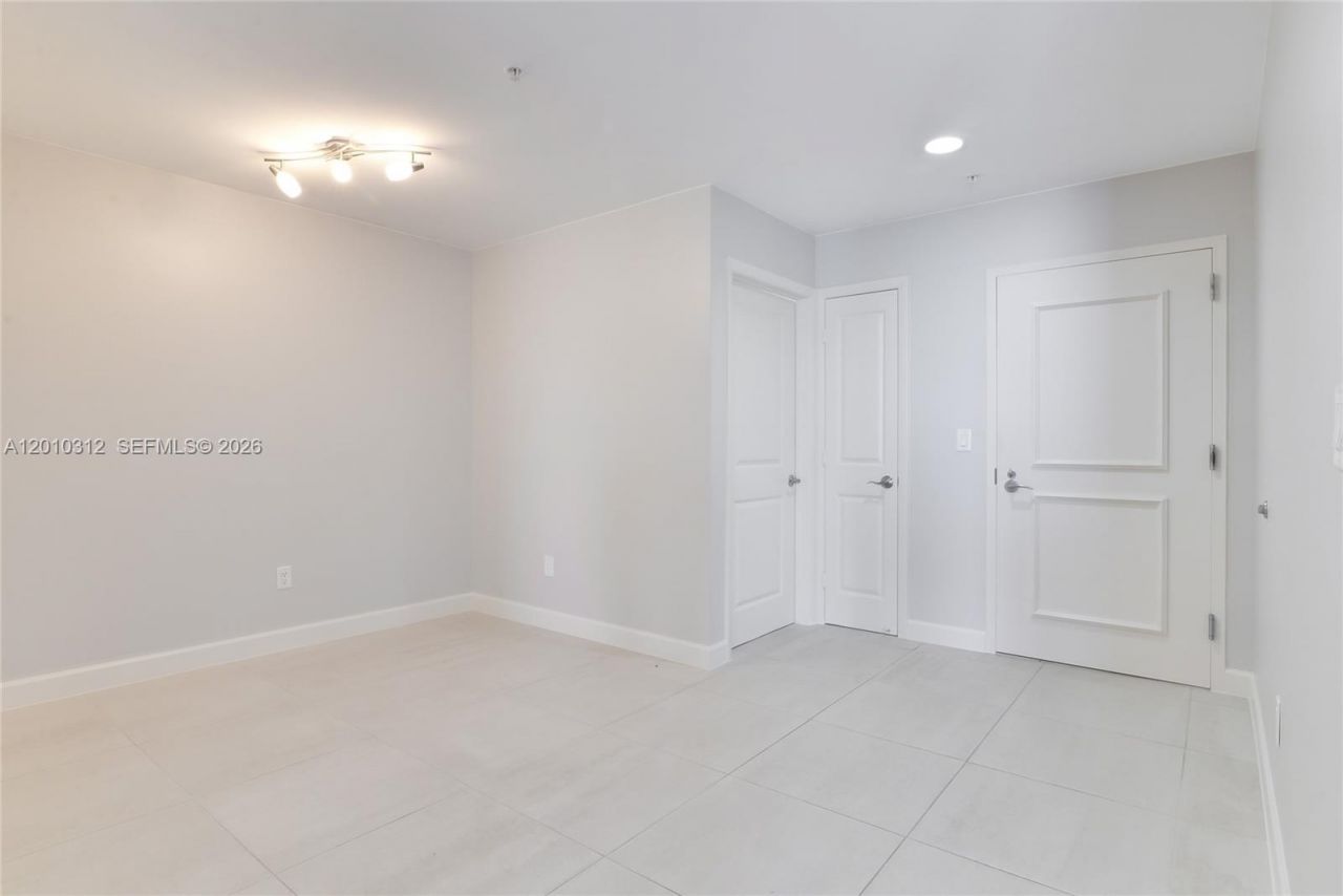 1945 S Ocean Dr , Unit 1609, Hallandale Beach, FL 33009 Photo
